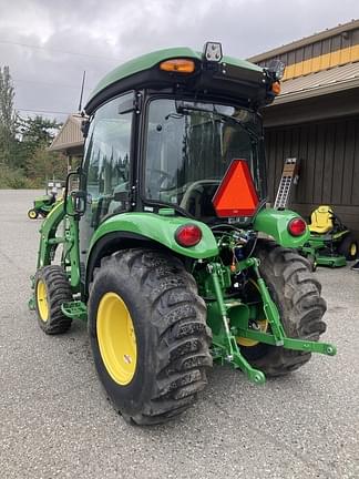 Image of John Deere 3046R equipment image 2