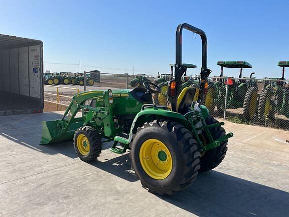 Image of John Deere 3046R equipment image 2