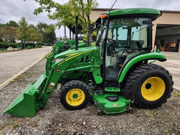 Main image John Deere 3046R