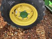 Thumbnail image John Deere 3046R 15