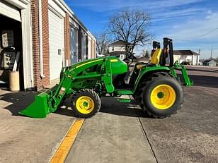 Main image John Deere 3046R 0