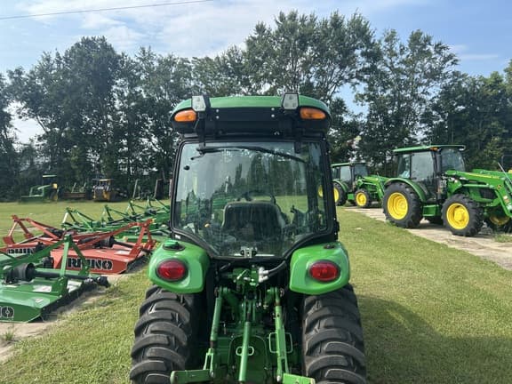 Image of John Deere 3046R equipment image 1