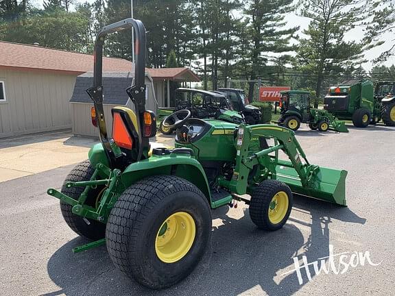 Image of John Deere 3046R equipment image 1