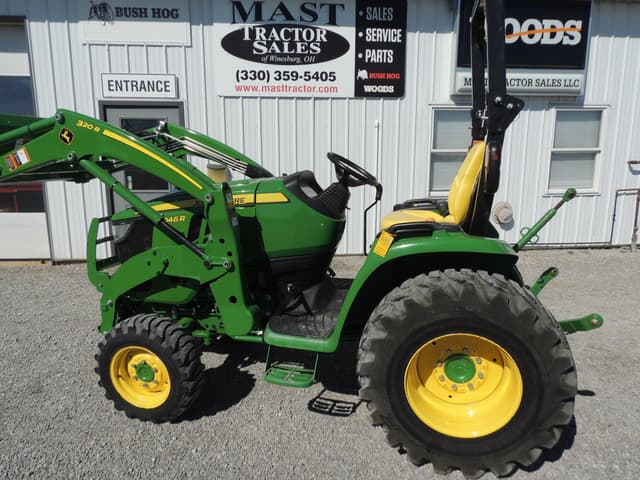 Image of John Deere 3046R equipment image 1