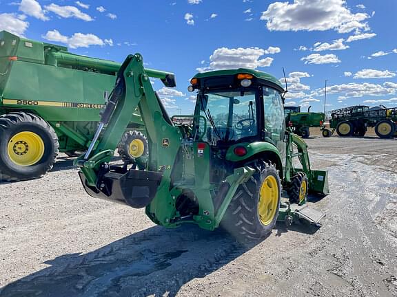 Image of John Deere 3046R equipment image 4