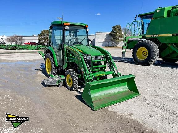 Image of John Deere 3046R equipment image 2