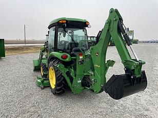 Main image John Deere 3046R 7