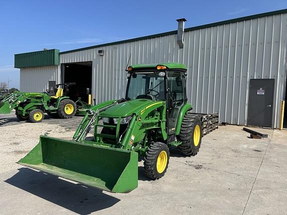 Image of John Deere 3046R Primary image