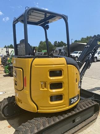 Image of John Deere 30G equipment image 2