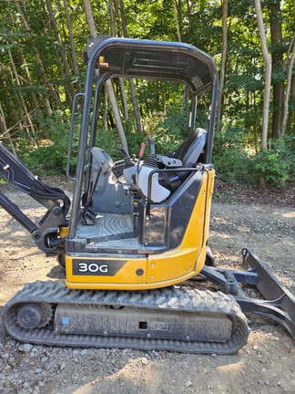 2023 John Deere 30G Equipment Image0