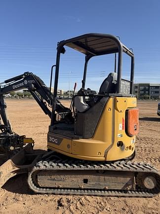 Image of John Deere 30G equipment image 3