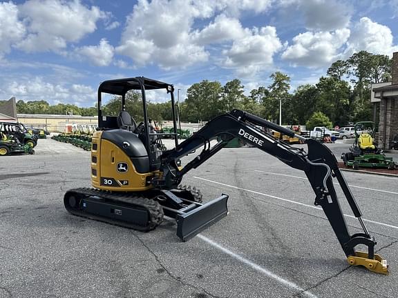 Image of John Deere 30G equipment image 3