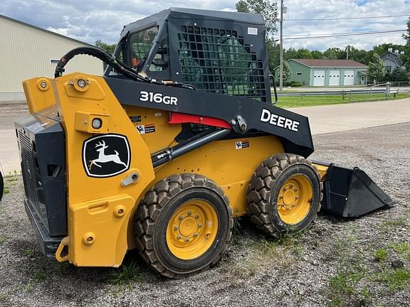 Image of John Deere 316GR equipment image 3
