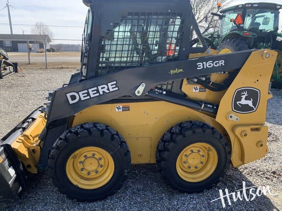 Image of John Deere 317G equipment image 2