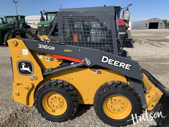 Image of John Deere 317G equipment image 1