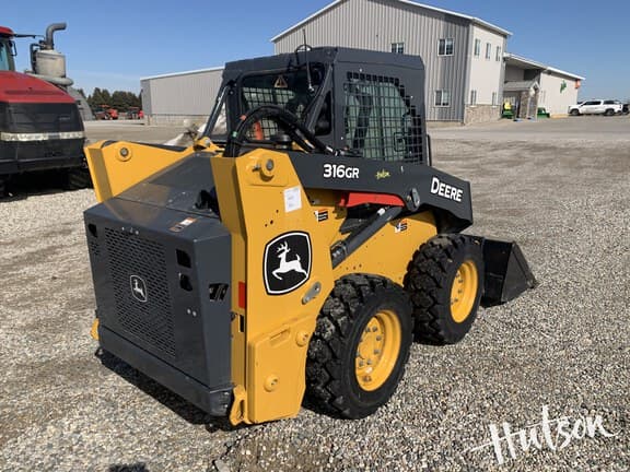 Image of John Deere 317G equipment image 3