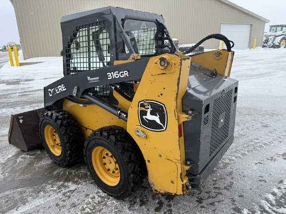 Image of John Deere 316GR equipment image 4