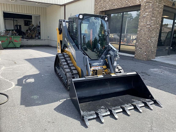 Image of John Deere 317G equipment image 2