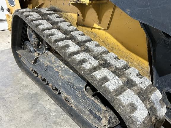 Image of John Deere 317G equipment image 1