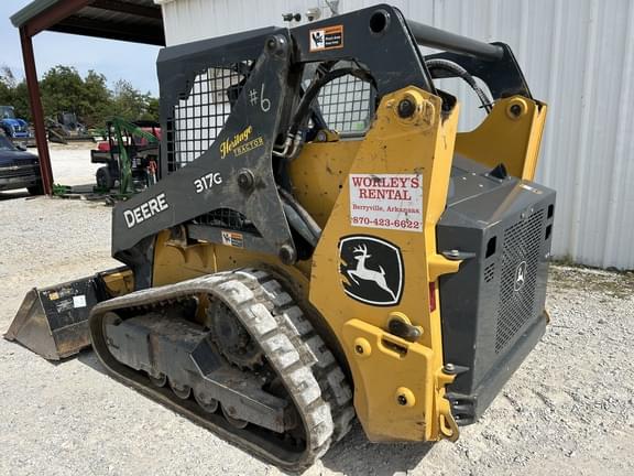 Image of John Deere 317G equipment image 2