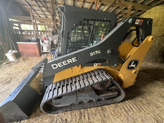 Image of John Deere 317G equipment image 1