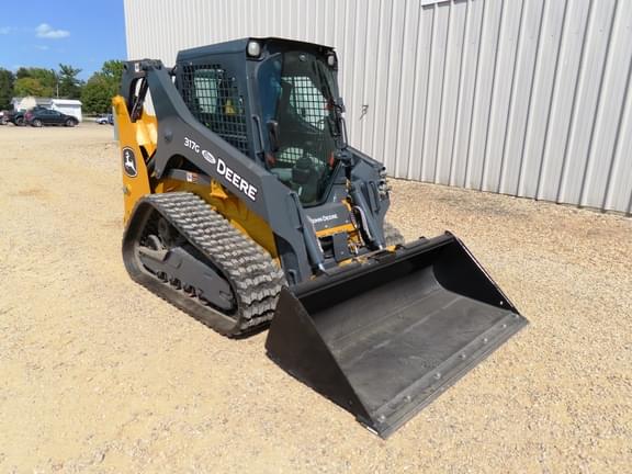 Image of John Deere 317G equipment image 3