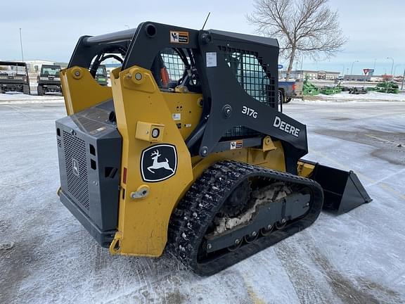 Image of John Deere 317G equipment image 3