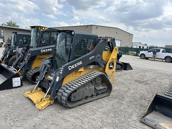 Image of John Deere 317G equipment image 2
