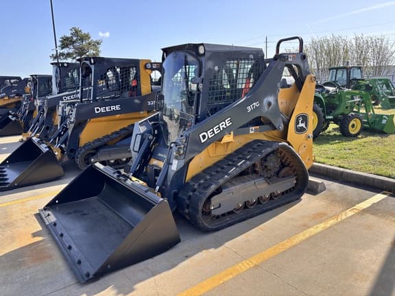 Image of John Deere 317G equipment image 4
