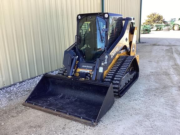 Image of John Deere 317G equipment image 2