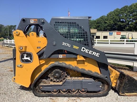 Image of John Deere 317G equipment image 1