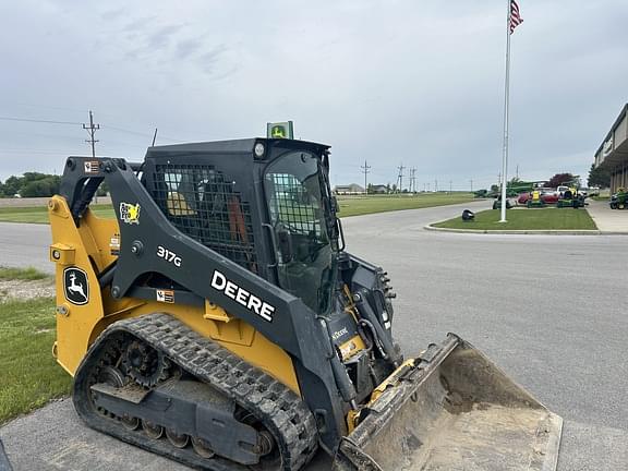 Image of John Deere 317G Primary image