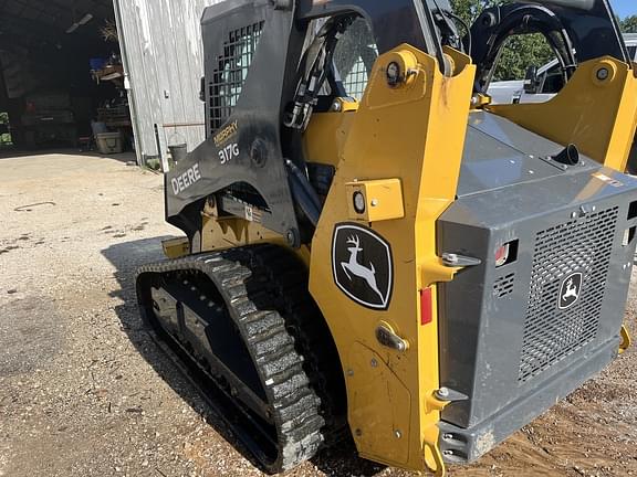 Image of John Deere 317G equipment image 3