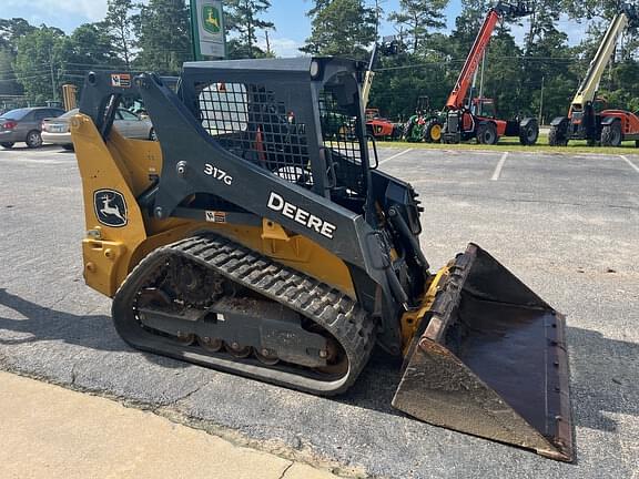 Image of John Deere 317G equipment image 3