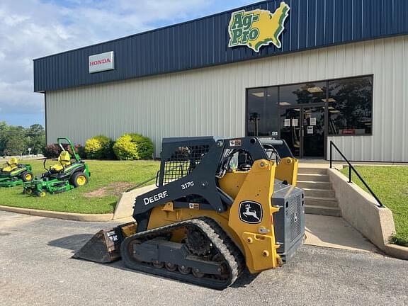 Image of John Deere 317G equipment image 1
