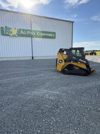 Image of John Deere 317G equipment image 4