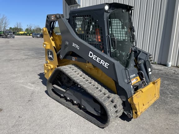 Image of John Deere 317G equipment image 2