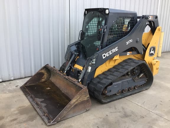 Image of John Deere 317G equipment image 2