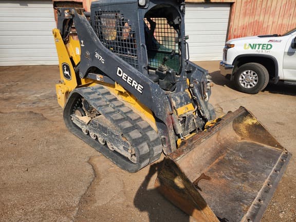 Image of John Deere 317G equipment image 4