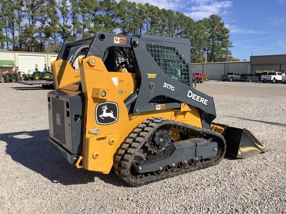 Image of John Deere 317G equipment image 3