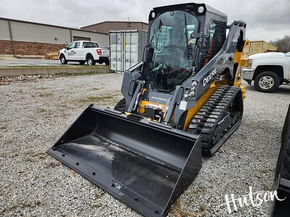 Image of John Deere 317G equipment image 1