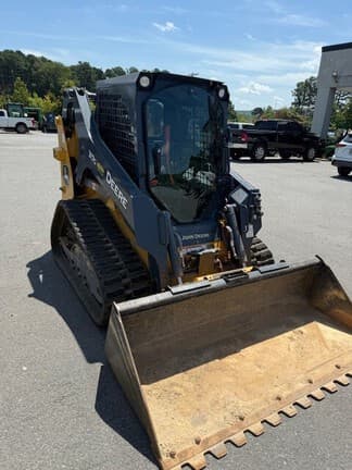 Image of John Deere 317G equipment image 1