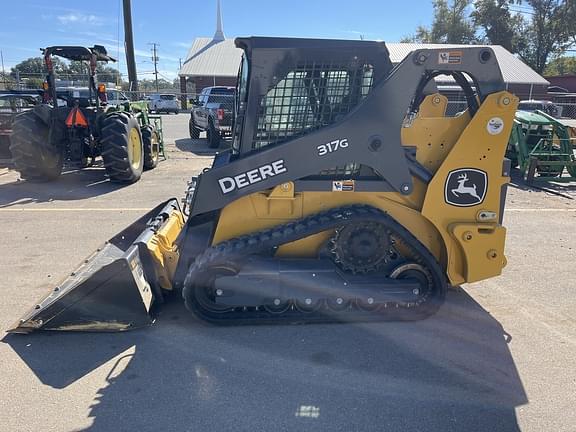 Image of John Deere 317G equipment image 1