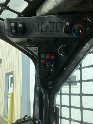 Image of John Deere 317G equipment image 4