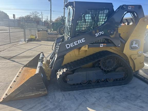 Image of John Deere 317G equipment image 1