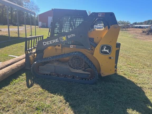 Image of John Deere 317G equipment image 2