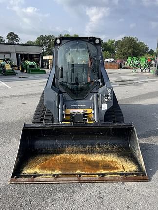 Image of John Deere 317G equipment image 2