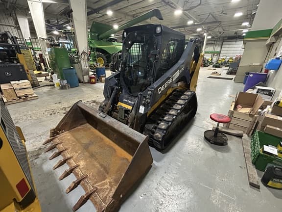 Image of John Deere 317G equipment image 1