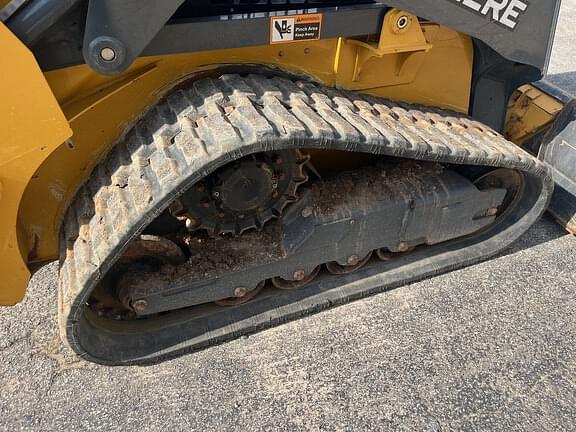 Image of John Deere 317G equipment image 4
