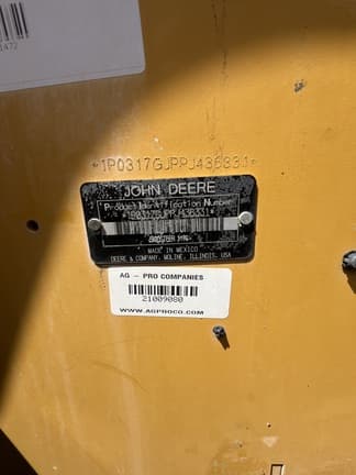 Image of John Deere 317G equipment image 4